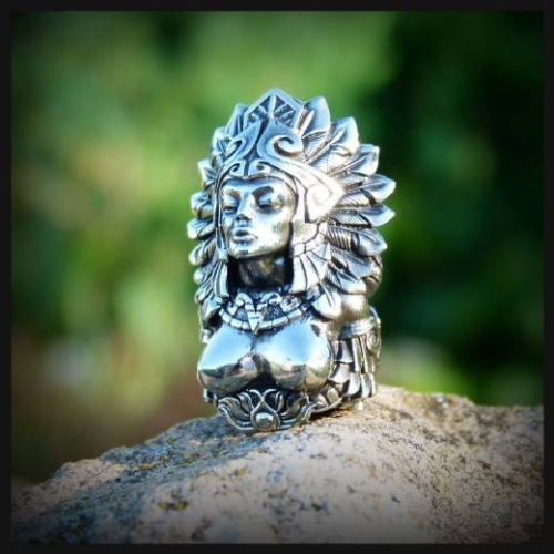 Крымская бронза Жрица Крымская бронза Жрица